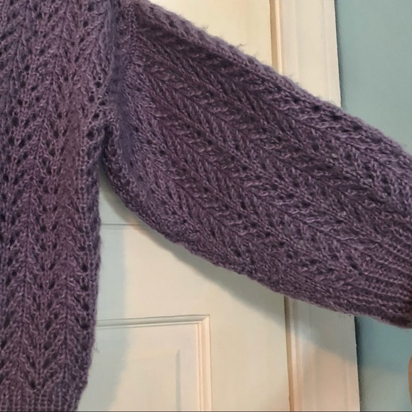 Lavender V-neck Sweater, No Label/brand, May be Handmade, S/M - Picture 4 of 12